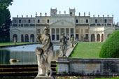VILLA PISANI